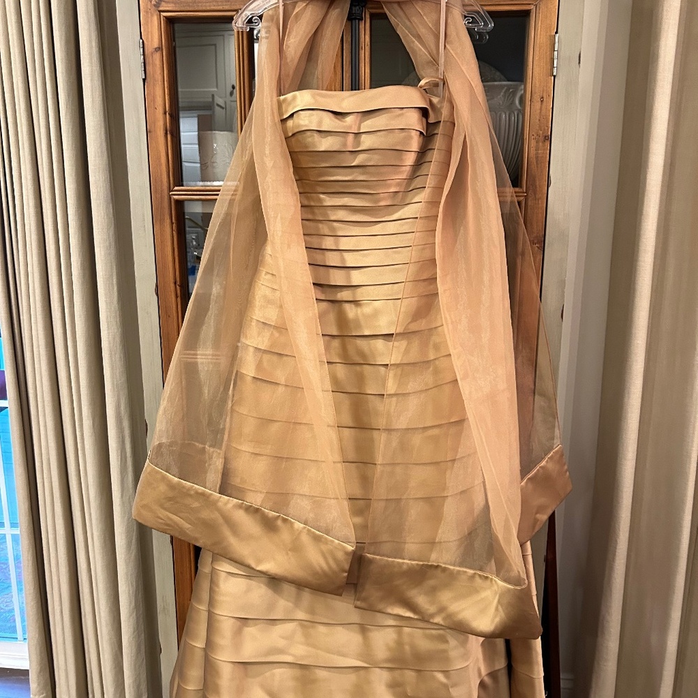 Formal gown size 2-4